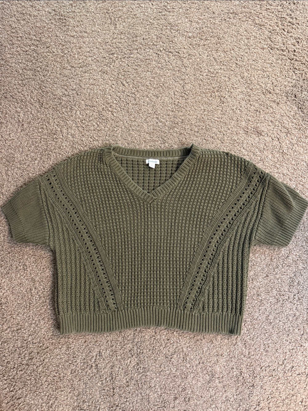 Sundance Olive Green V-Neck Short Sleeve Knit Sweater